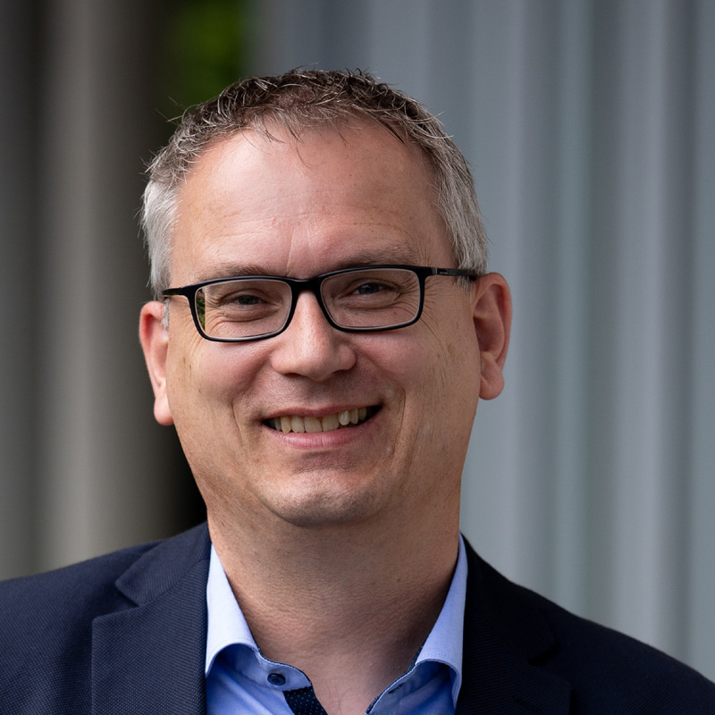  Stefan Rienhoff